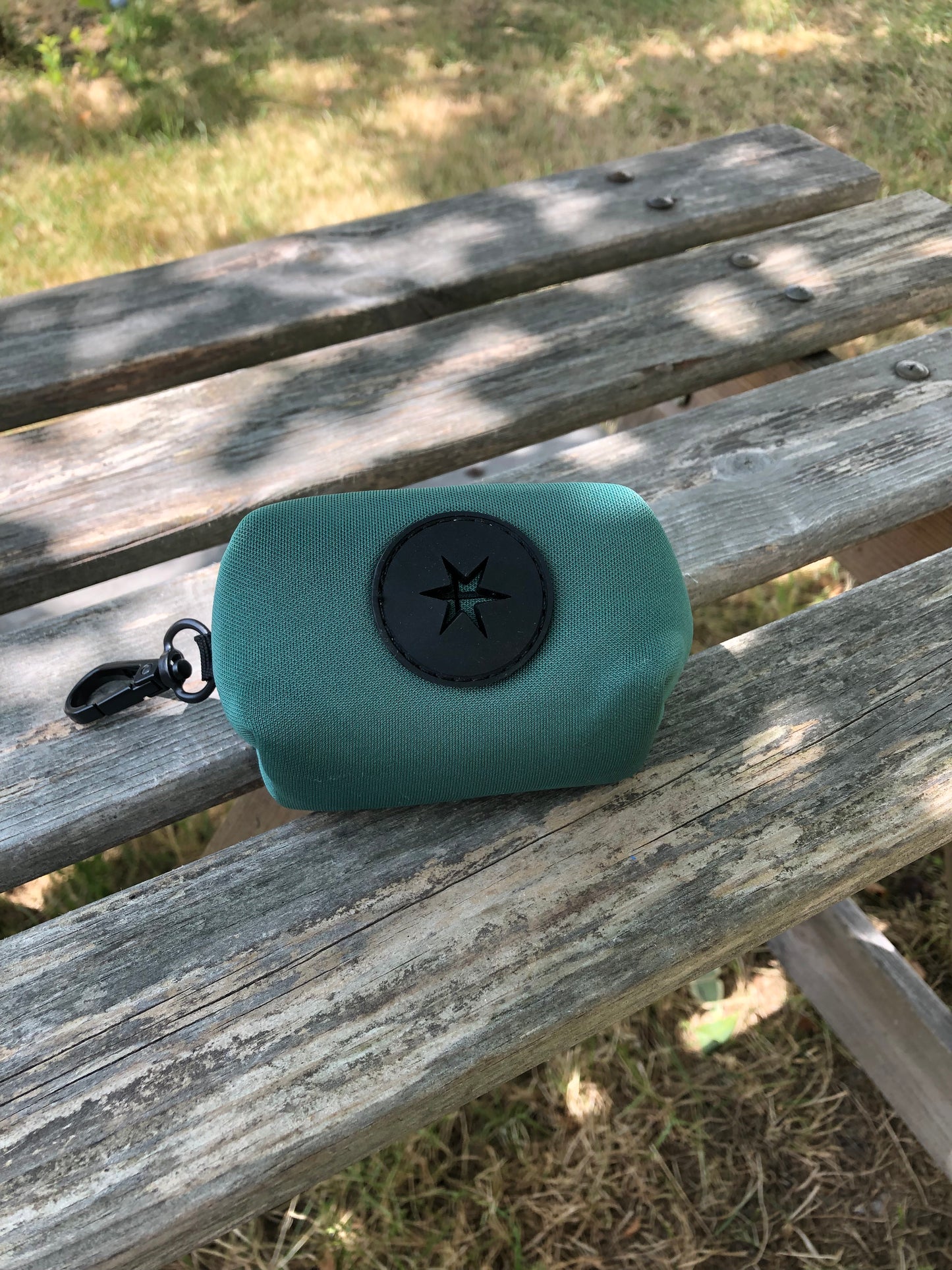Kit Balade Été Pawtrail™ — Gourde, Laisse LED & Distributeur de Sacs pour Chien